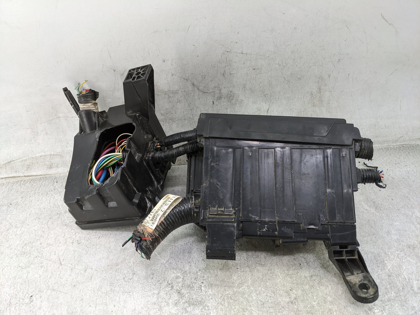 2015-2022 Nissan Murano Fusebox Fuse Box Panel Relay Module P/N:284B75AA1A Fits Fits 2015 2016 2017 2018 2019 2020 2021 2022