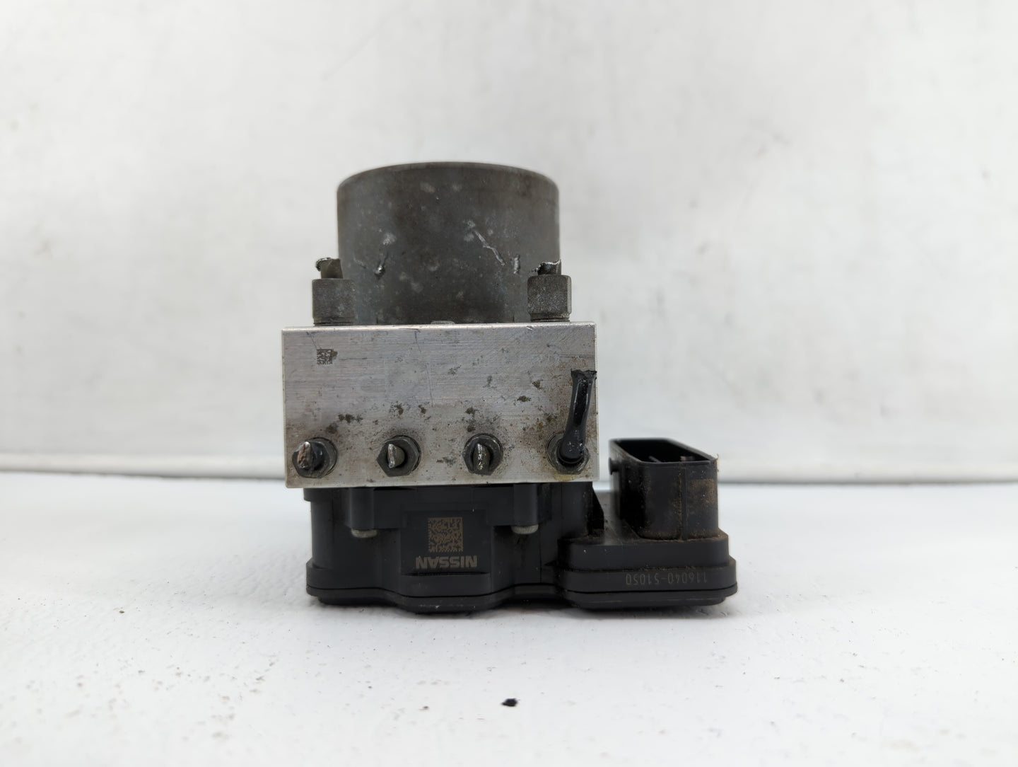2018 Nissan Murano ABS Pump Control Module Replacement P/N:47660 9UE0A Fits OEM Used Auto Parts - Oemusedautoparts1.com