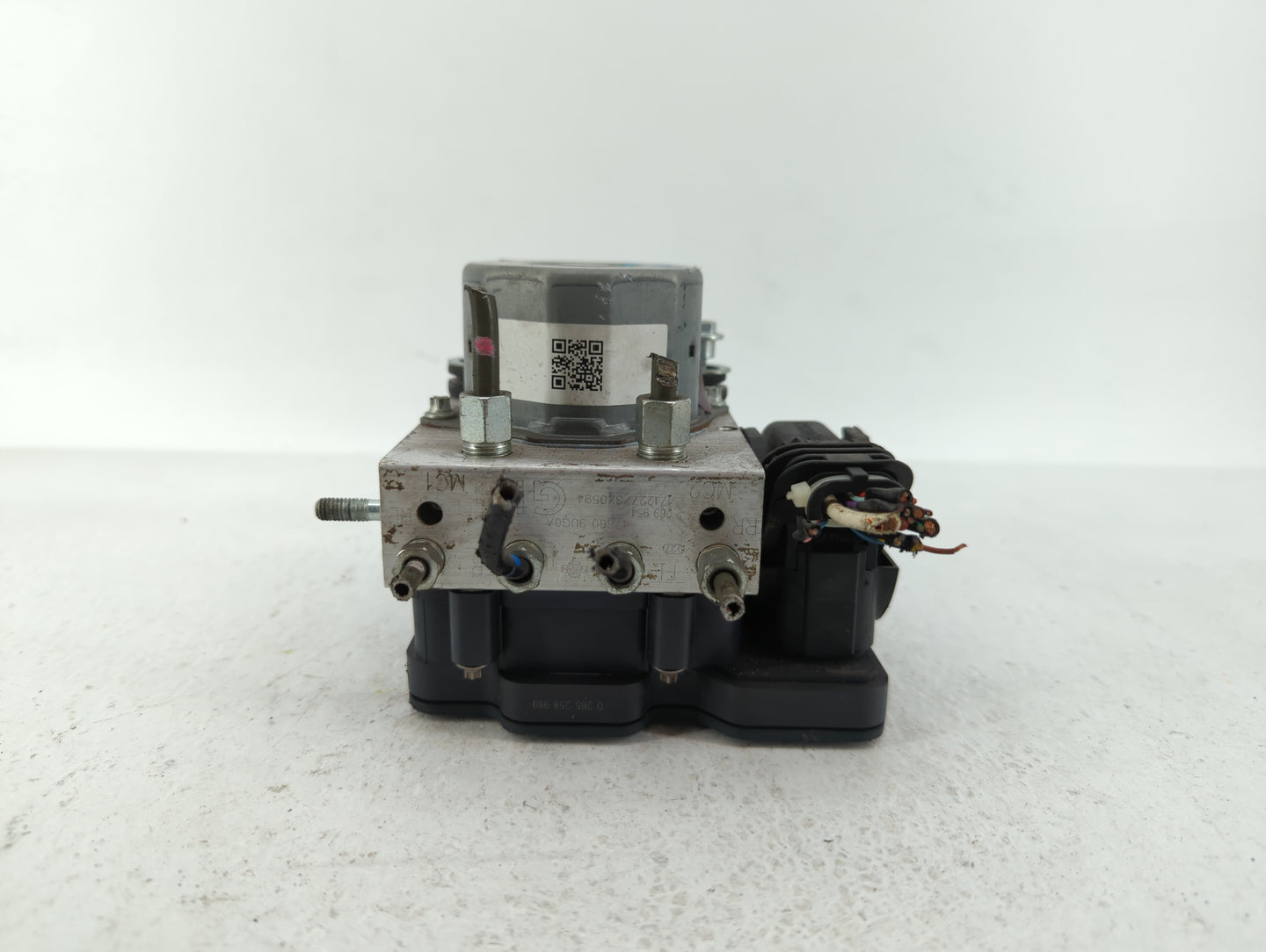 2018 Nissan Murano ABS Pump Control Module Replacement P/N:47660 9UG0A Fits OEM Used Auto Parts - Oemusedautoparts1.com