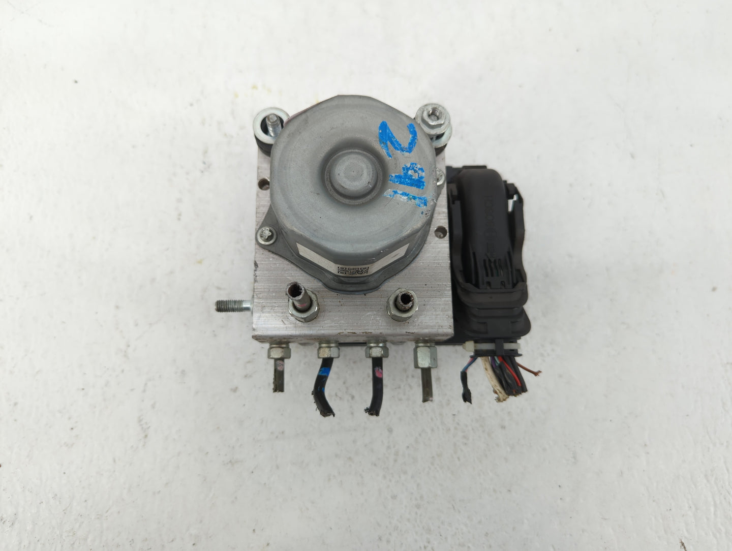 2018 Nissan Murano ABS Pump Control Module Replacement P/N:47660 9UG0A Fits OEM Used Auto Parts - Oemusedautoparts1.com