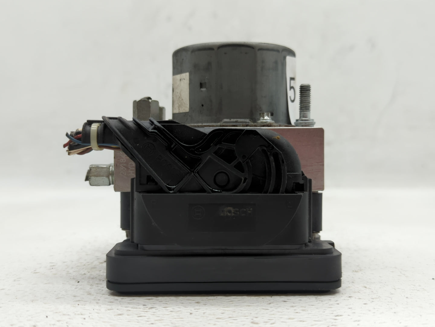 2018 Nissan Murano ABS Pump Control Module Replacement P/N:47660 9UG0A Fits OEM Used Auto Parts - Oemusedautoparts1.com