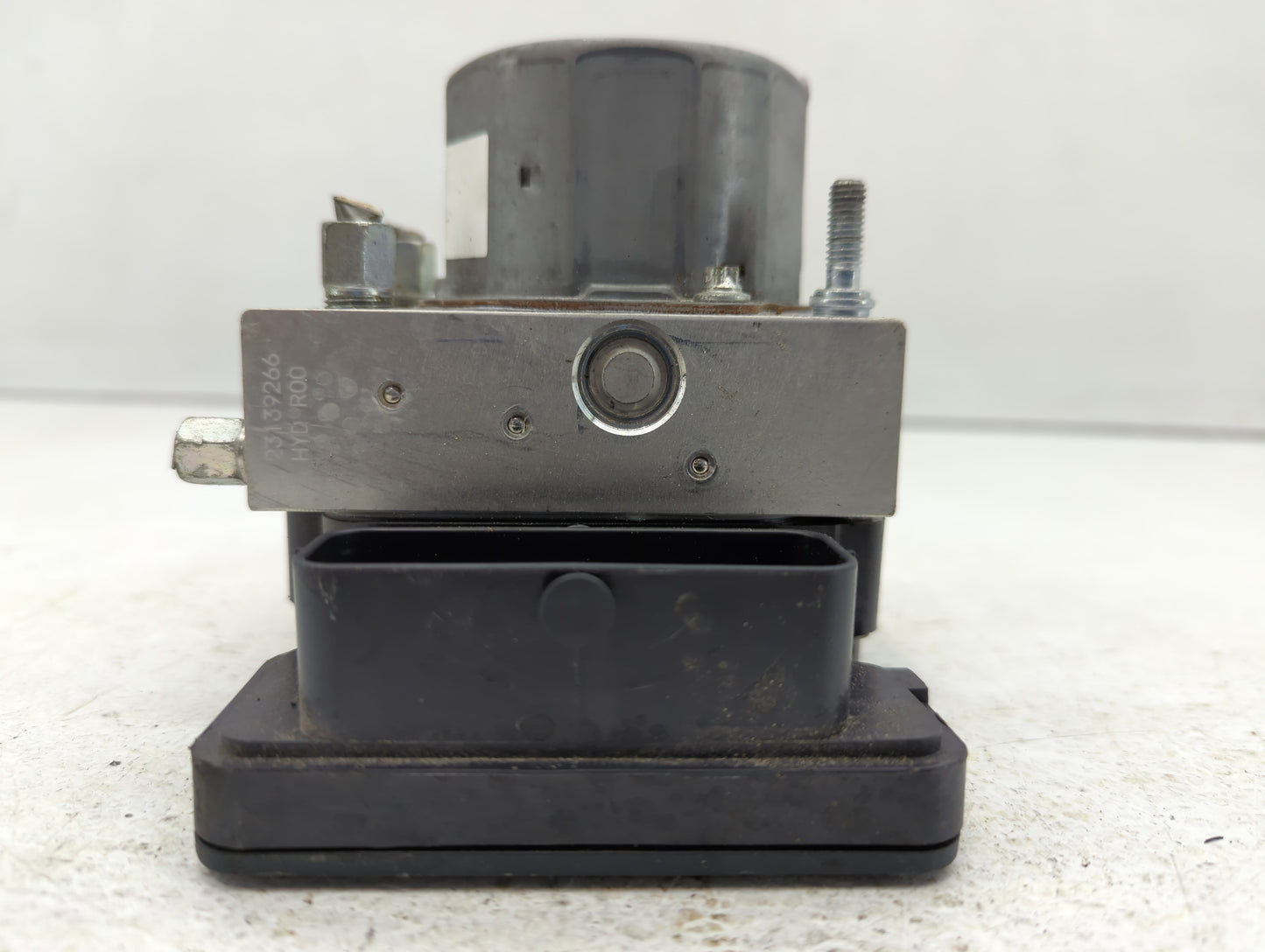 2018 Nissan Murano ABS Pump Control Module Replacement P/N:47660 9UG0A Fits OEM Used Auto Parts - Oemusedautoparts1.com