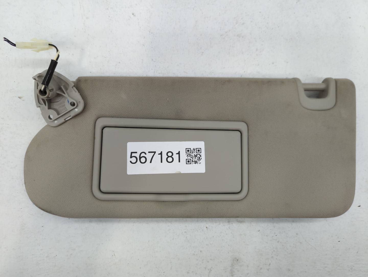 2015-2018 Nissan Murano Sun Visor Shade Replacement Driver Left Mirror Fits Fits 2015 2016 2017 2018 OEM Used Auto Parts - O