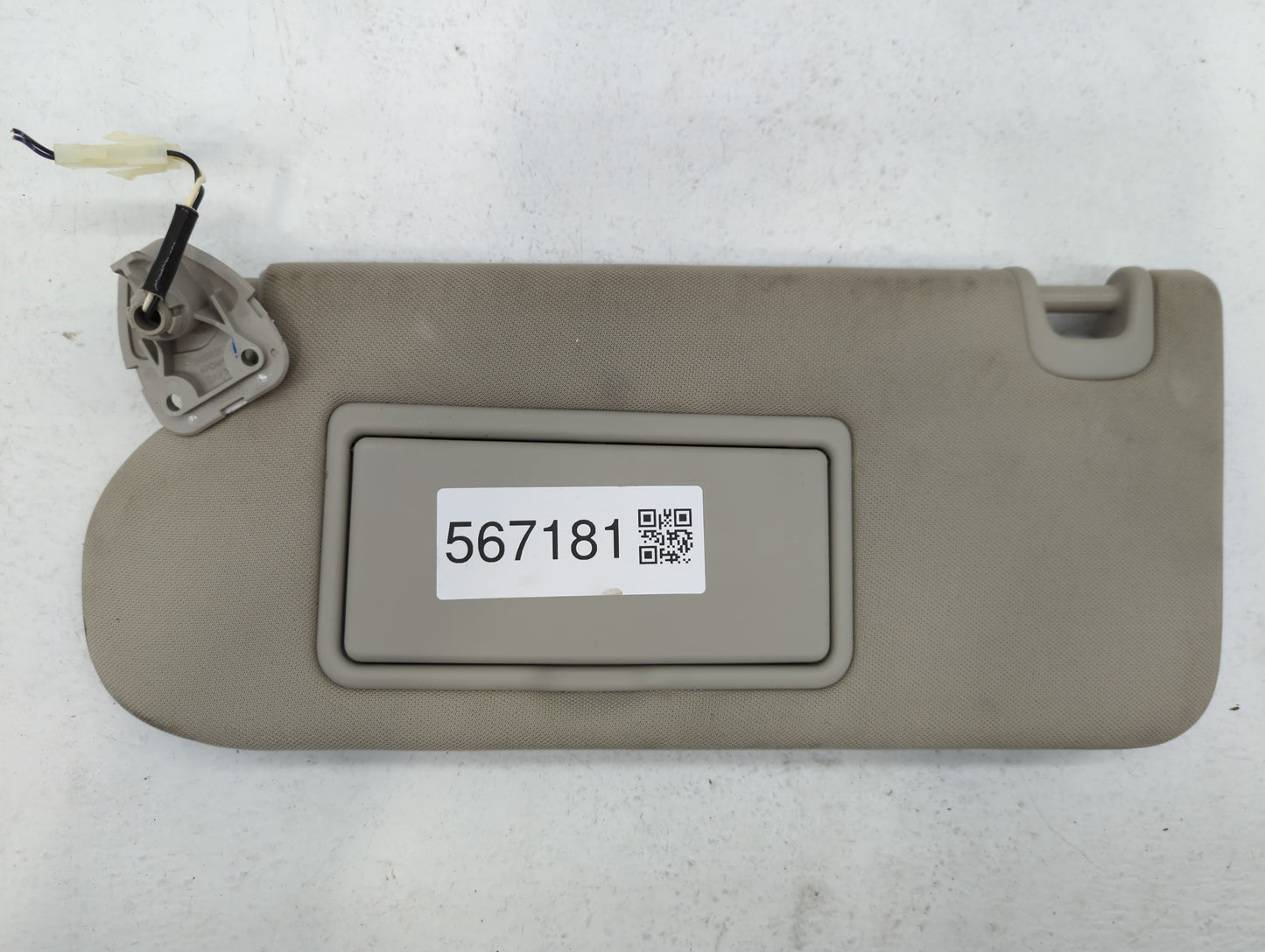 2015-2018 Nissan Murano Sun Visor Shade Replacement Driver Left Mirror Fits Fits 2015 2016 2017 2018 OEM Used Auto Parts - O
