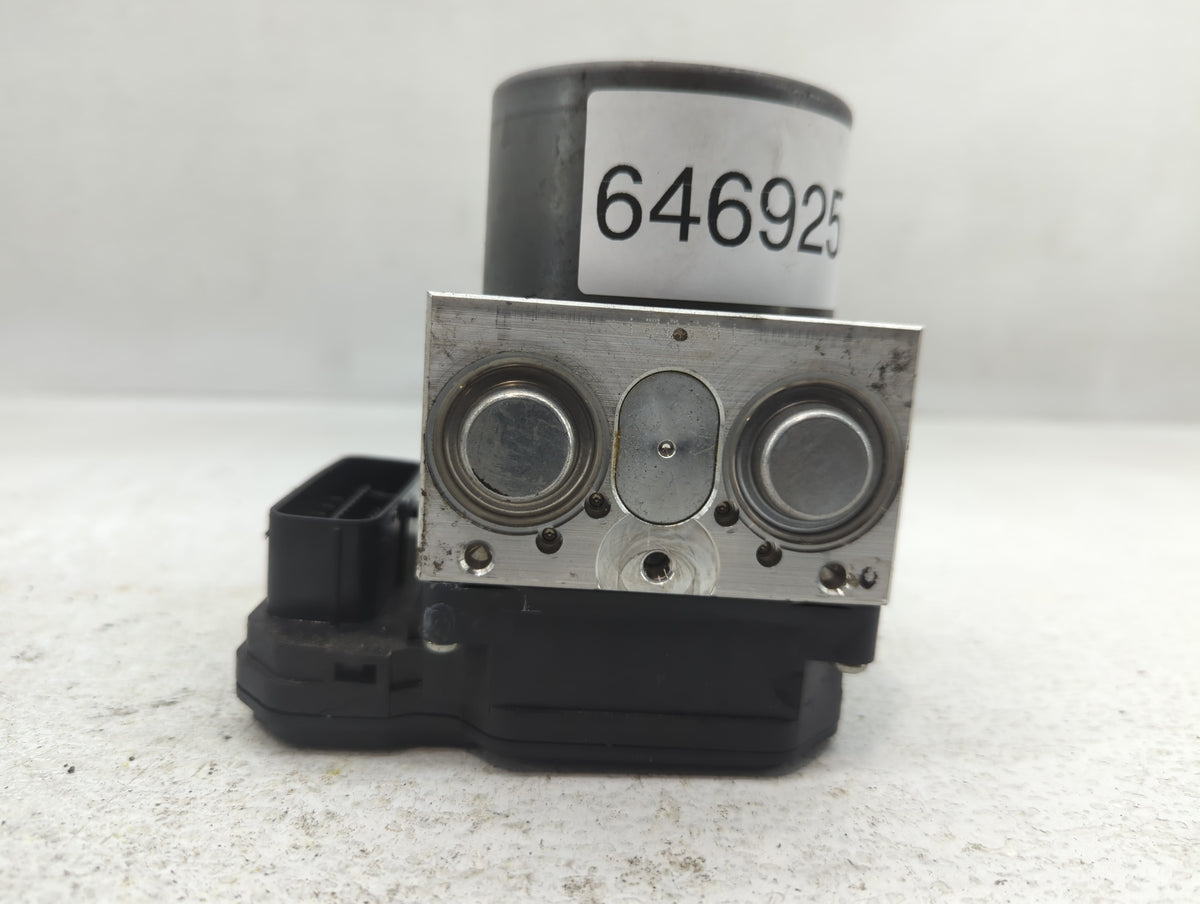 2018 Nissan Murano Anti-Lock Brake ABS Pump Module Actuator OEM P/N:116040-51050 Fits OEM Used Auto Parts - Oemusedautoparts
