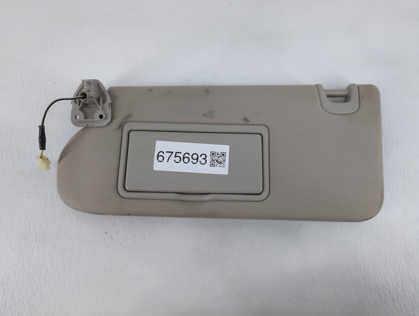2015-2018 Nissan Murano Sun Visor Shade Replacement Driver Left Mirror Fits Fits 2015 2016 2017 2018 OEM Used Auto Parts - O