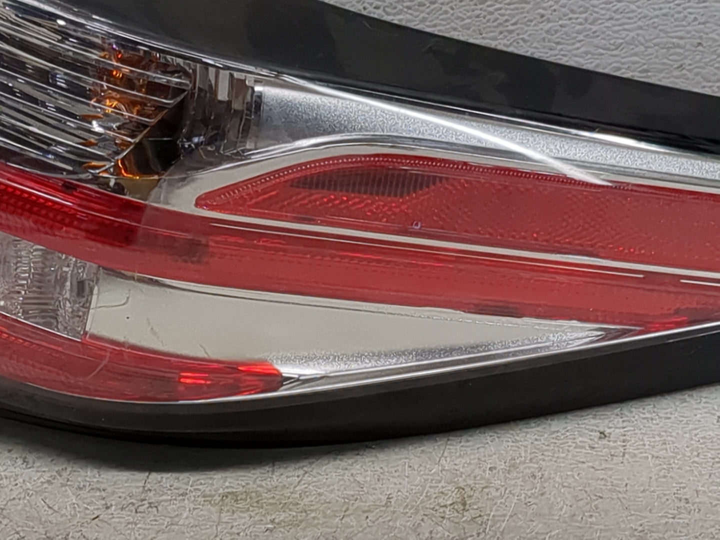 2016-2018 Nissan Murano Tail Light Assembly Passenger Right OEM P/N:26550-5AA0B Fits Fits 2016 2017 2018 OEM Used Auto Parts