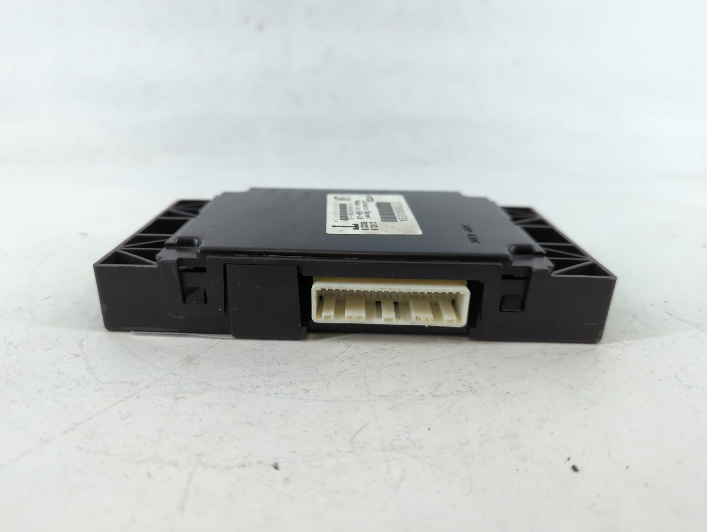 2018-2018 Nissan Murano Body Control Module Bcm Inner Cabin Fuse Box - Oemusedautoparts1.com
