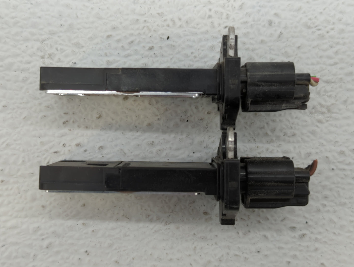 2012-2020 Nissan Nv1500 Mass Air Flow Meter Maf - Oemusedautoparts1.com