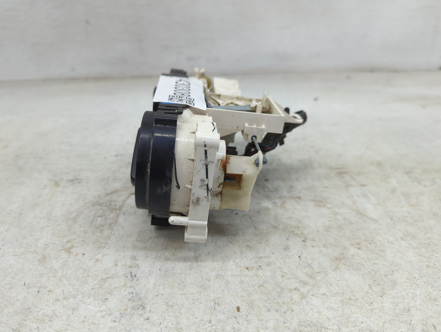 2018 Nissan Nv200 Climate Control Module Temperature AC/Heater Replacement Fits OEM Used Auto Parts - Oemusedautoparts1.com