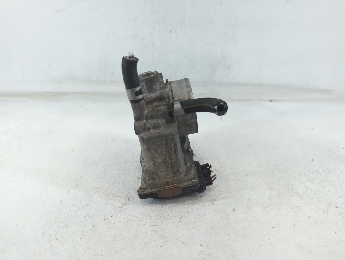 2014-2020 Nissan Nv200 Throttle Body P/N:ET-A60-02 1 Fits OEM Used Auto Parts - Oemusedautoparts1.com