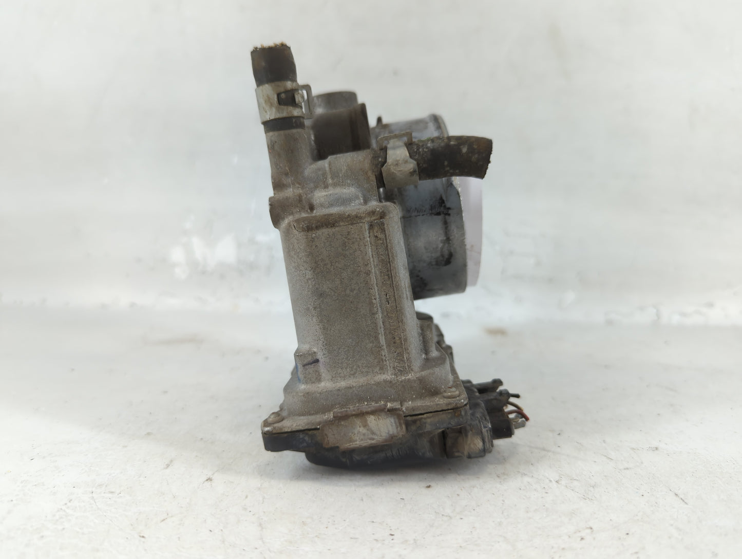 2018 Nissan Nv200 Throttle Body P/N:16119 7S001 F Fits Fits 2012 2013 2014 2015 2016 2017 2019 2020 OEM Used Auto Parts - Oe
