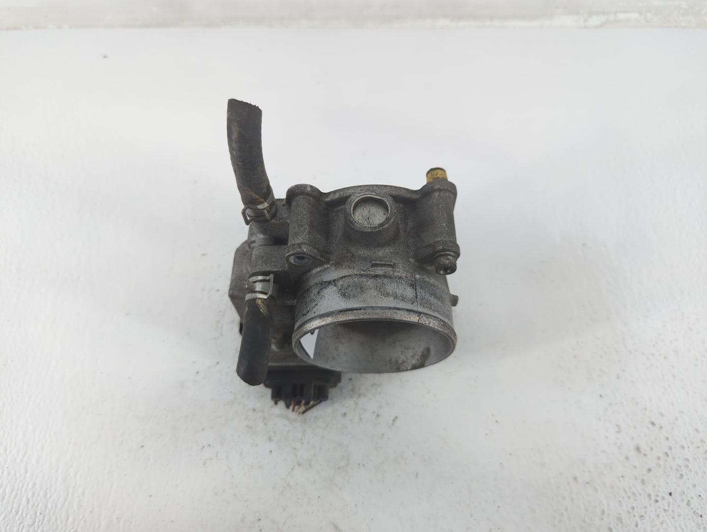 2014-2020 Nissan Nv2500 Throttle Body P/N:16119 7S001 F Fits Fits 2012 2013 2014 2015 2016 2017 2018 2019 2020 OEM Used Auto
