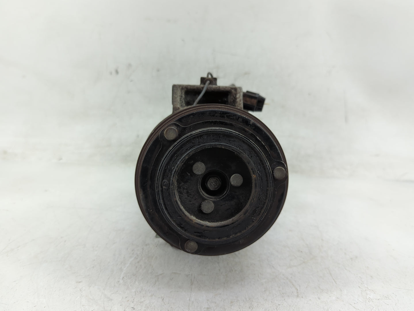 2012-2020 Nissan Nv3500 Air Conditioning A/c Ac Compressor Oem - Oemusedautoparts1.com