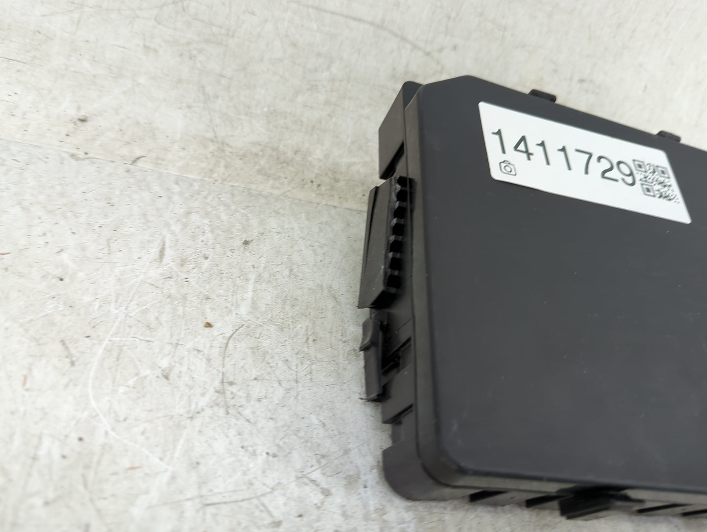 2012-2020 Nissan Nv3500 Fusebox Fuse Box Panel Relay Module Fits Fits 2012 2013 2014 2015 2016 2017 2018 2019 2020 OEM Used 