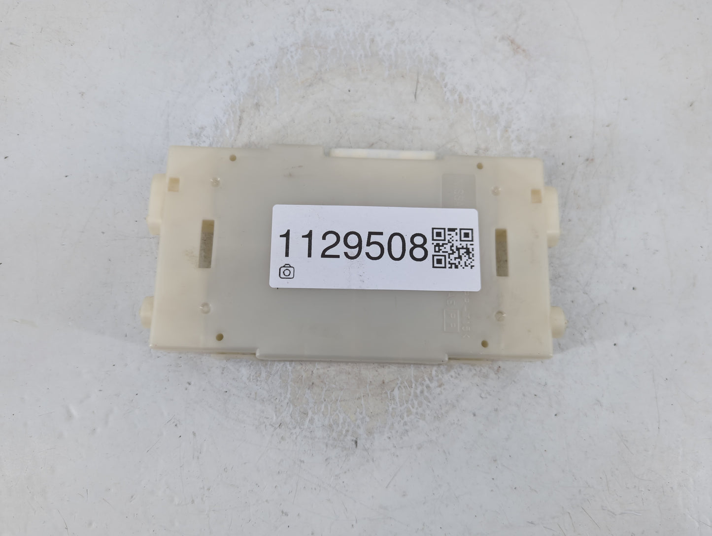 2018-2018 Nissan Pathfinder Temperature Control Module 27760 9pj6a - Oemusedautoparts1.com