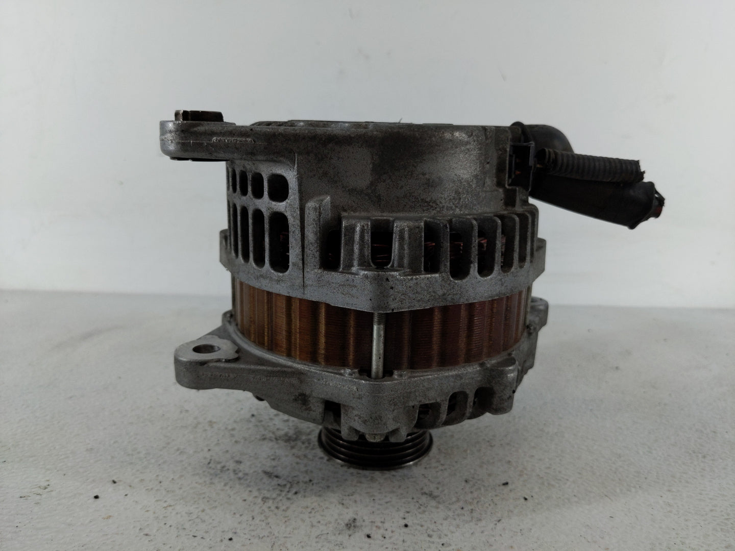 2017-2020 Nissan Pathfinder Alternator Replacement Generator Charging Assembly Engine OEM P/N:23100 9UA0A Fits OEM Used Auto