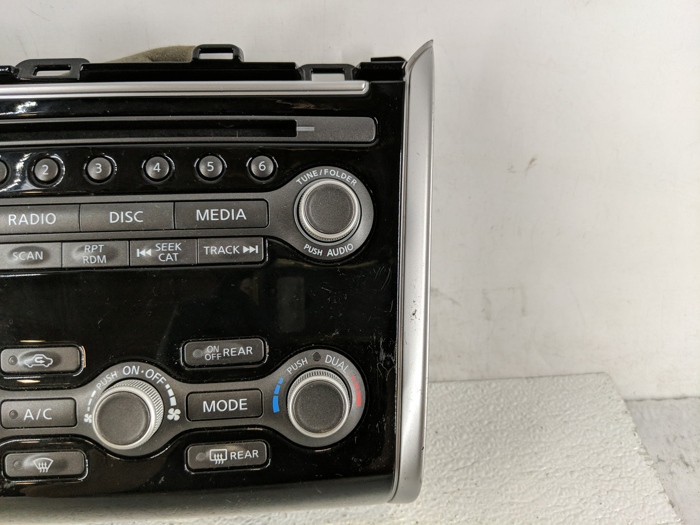 2013-2020 Nissan Pathfinder Climate Control Module Temperature AC/Heater Replacement Fits OEM Used Auto Parts - Oemusedautop