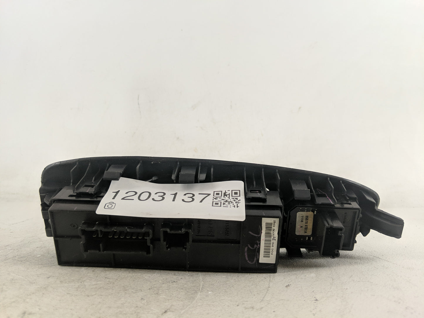 2013-2020 Nissan Pathfinder Master Power Window Switch Replacement Driver Side Left P/N:25570 3TB1A Fits OEM Used Auto Parts