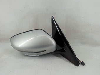 compare product 2018-2020 Nissan Pathfinder Passenger Side View Mirror - Right Door Mirror OEM Used