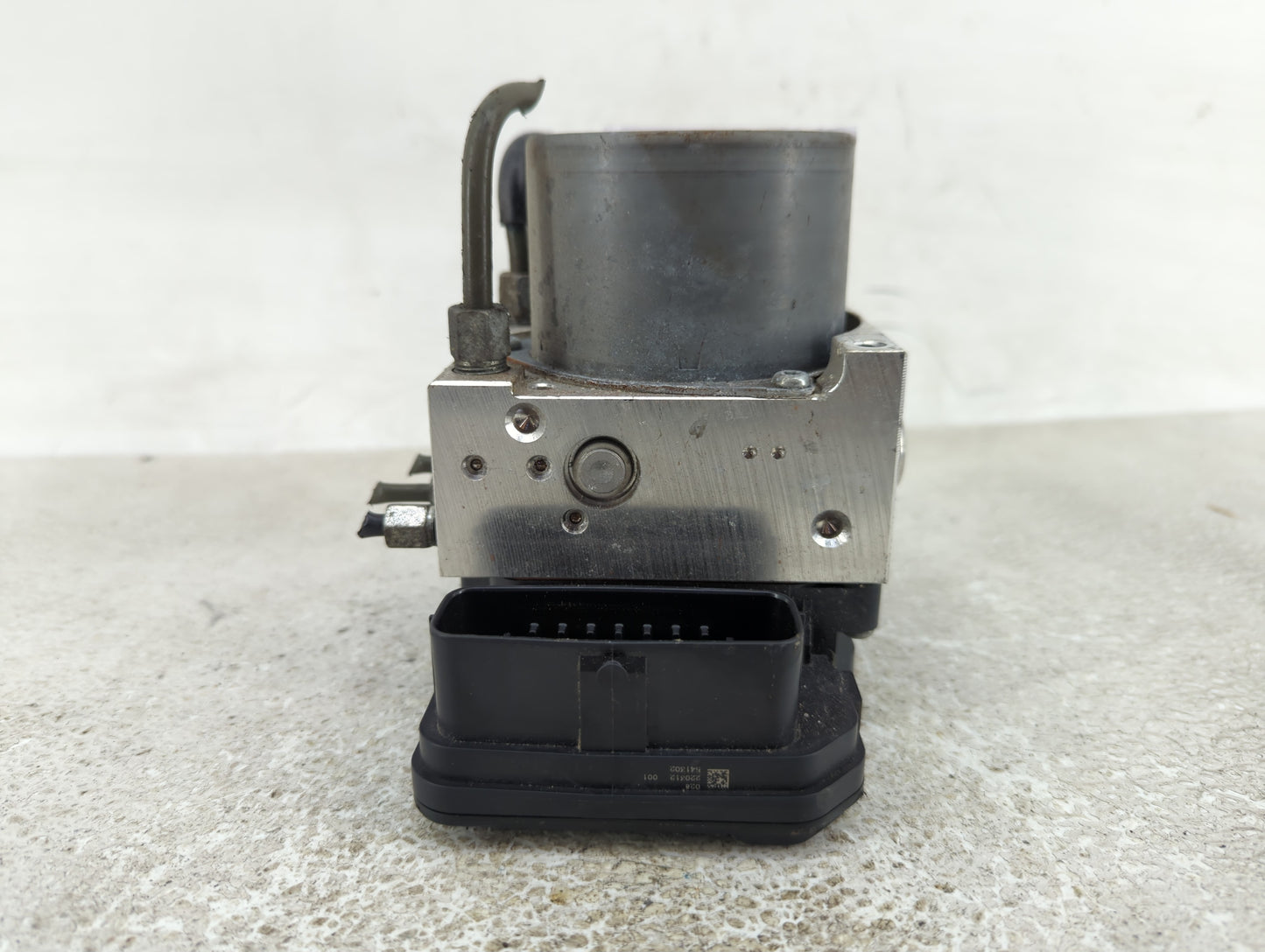 2018-2020 Nissan Pathfinder ABS Pump Control Module Replacement Fits Fits 2018 2019 2020 OEM Used Auto Parts - Oemusedautopa