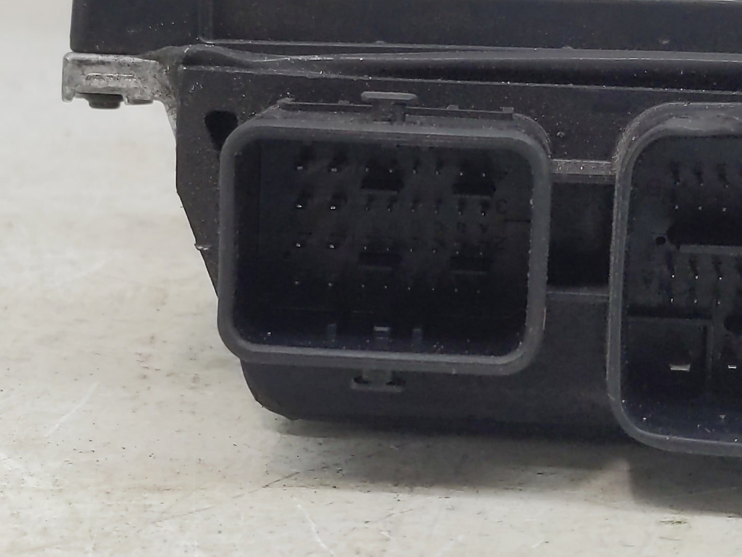2018-2019 Nissan Pathfinder PCM Engine Control Computer ECU ECM PCU OEM P/N:NEC037-002 Fits Fits 2018 2019 2020 OEM Used Aut