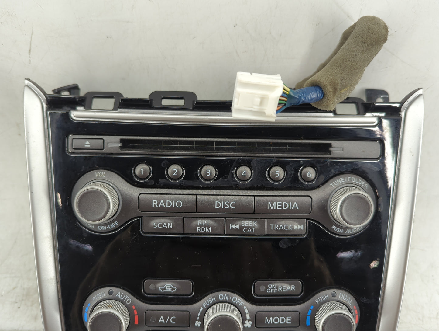 2017-2020 Nissan Pathfinder Radio Control Panel - Oemusedautoparts1.com