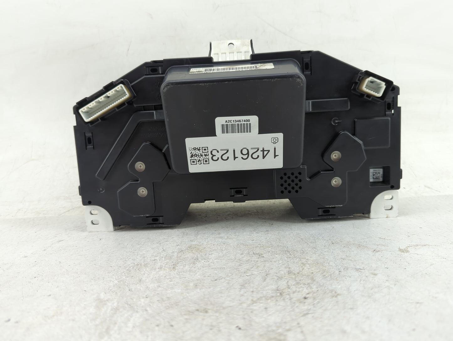 2018-2020 Nissan Pathfinder Instrument Cluster Speedometer Gauges P/N:A2C13467400 Fits Fits 2018 2019 2020 OEM Used Auto Par