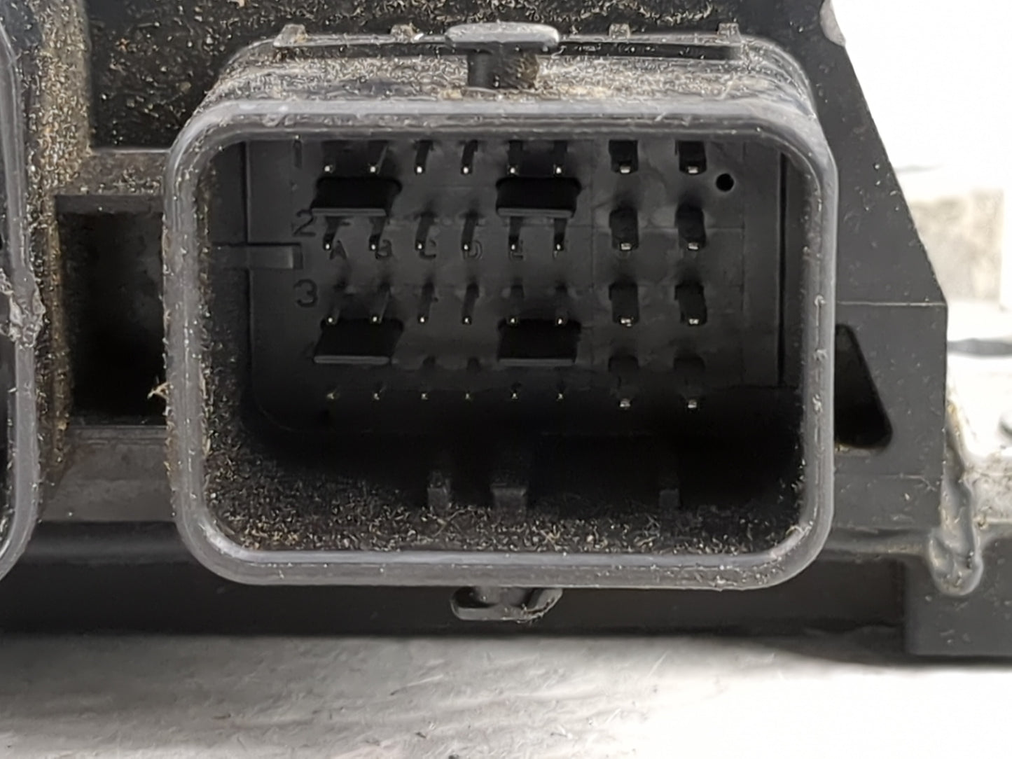 2018-2019 Nissan Pathfinder PCM Engine Control Computer ECU ECM PCU OEM P/N:NEC030-057 Fits Fits 2018 2019 2020 OEM Used Aut