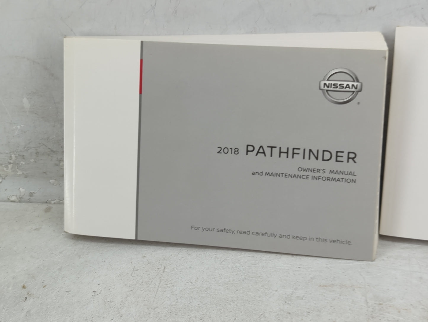 2018 Nissan Pathfinder Owners Manual Book Guide P/N:OM18EA 0R52U0 OEM Used Auto Parts - Oemusedautoparts1.com