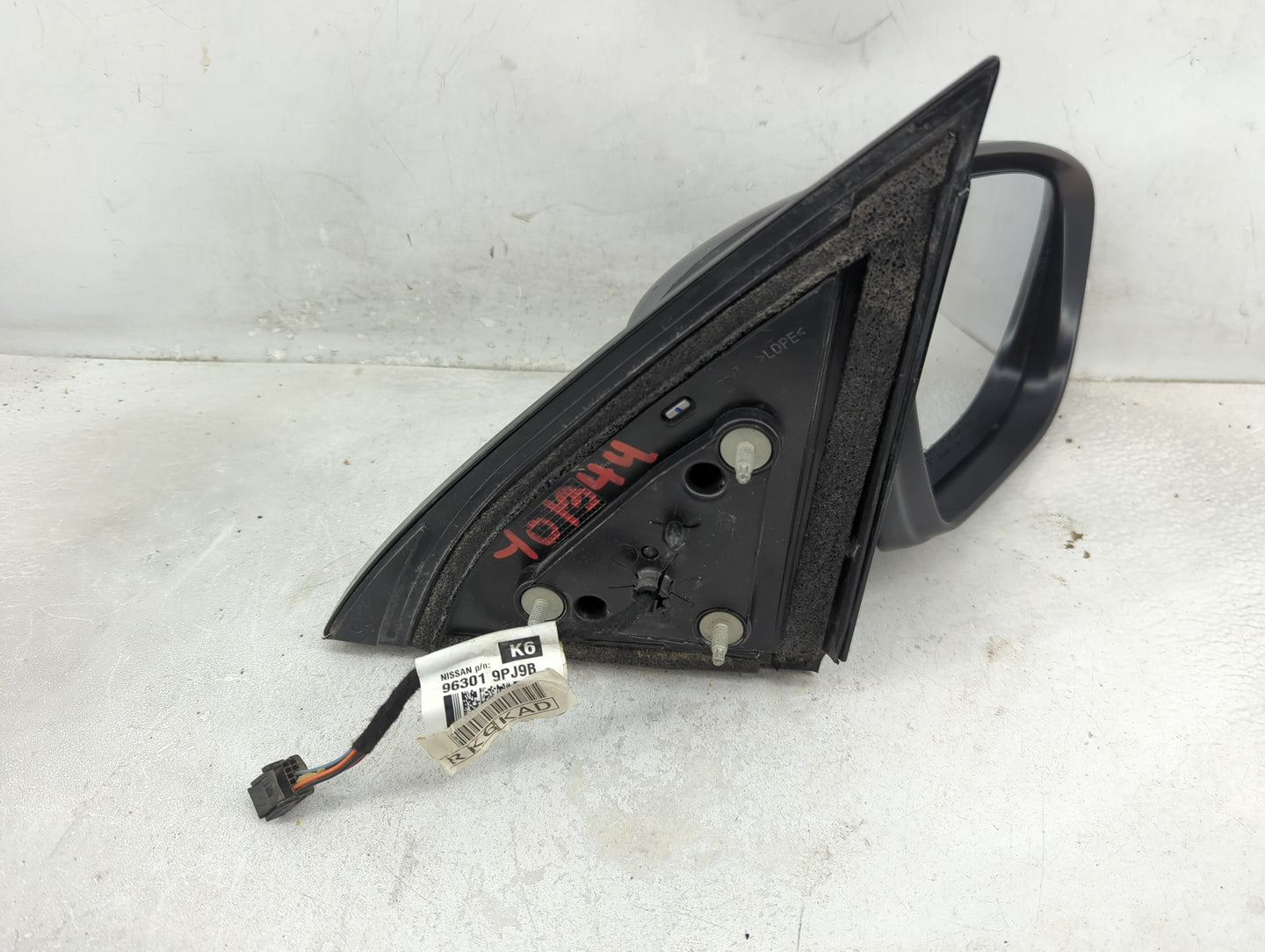 2018-2020 Nissan Pathfinder Passenger Side View Mirror - Right Door Mirror OEM Used - Oemusedautoparts1.com