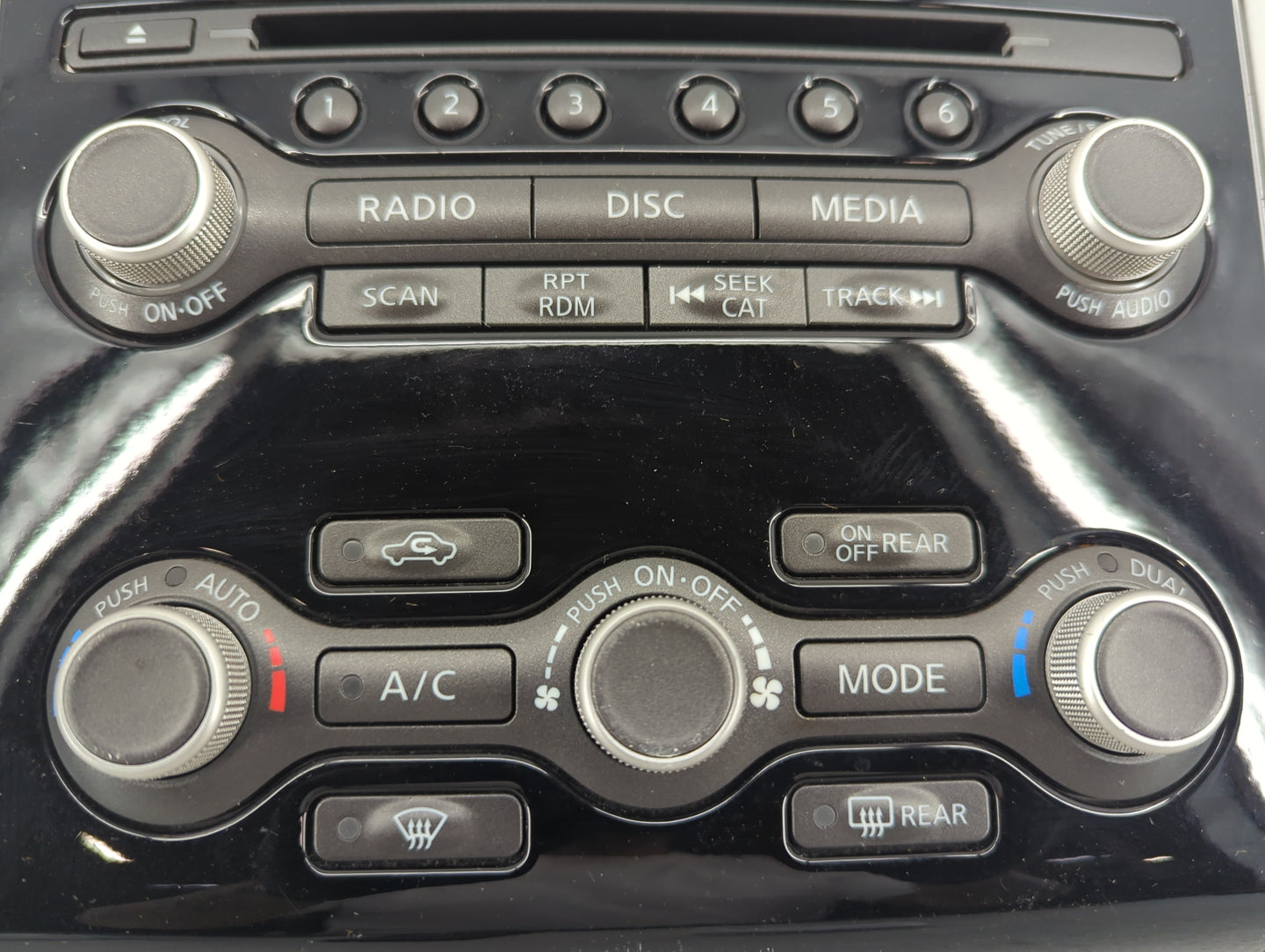 2013-2020 Nissan Pathfinder Climate Control Module Temperature AC/Heater Replacement P/N:9PJ0C F21PB1040B Fits OEM Used Auto