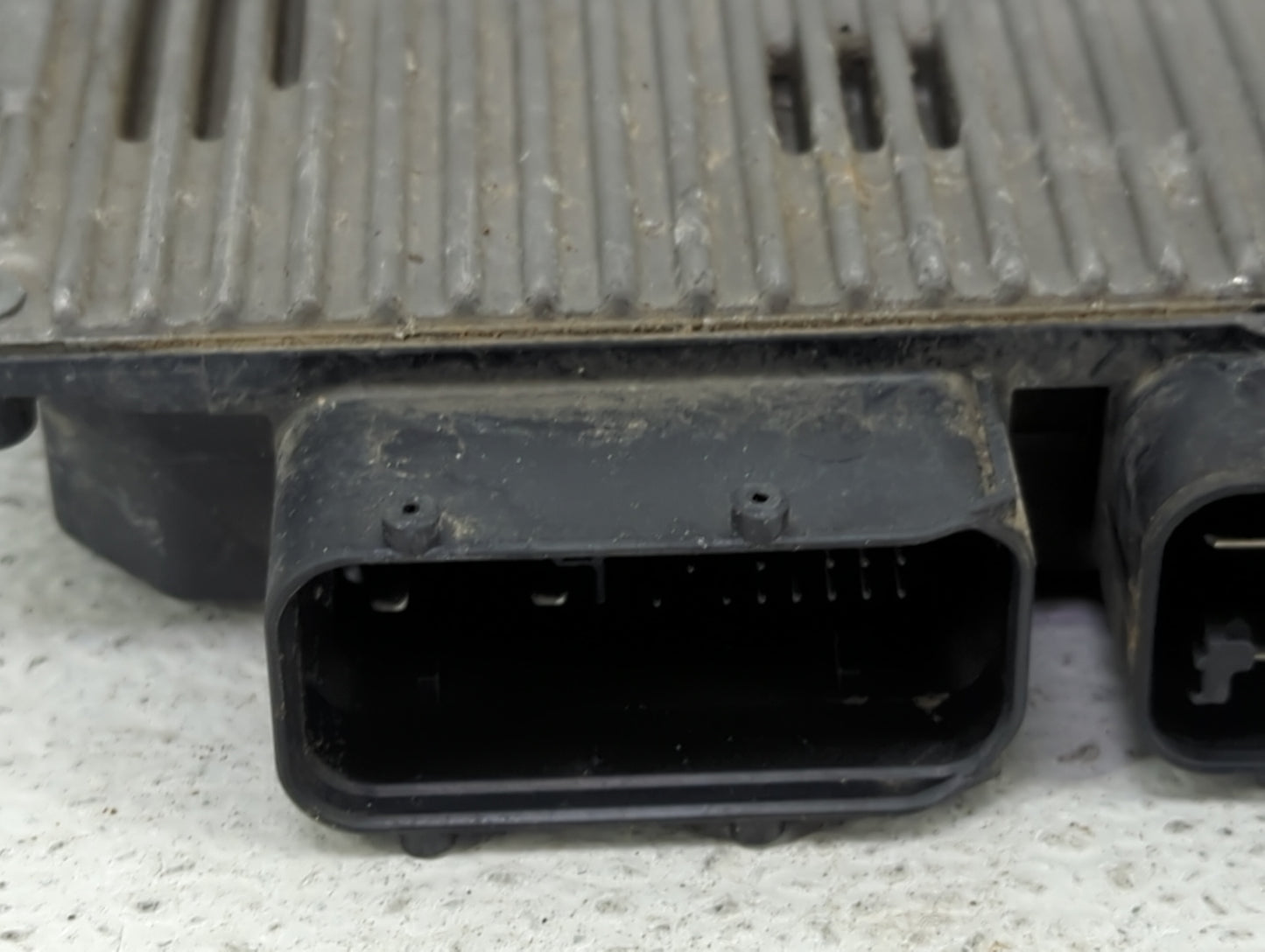 2018 Nissan Pathfinder PCM Engine Control Computer ECU ECM PCU OEM P/N:237F09PJ0A 5WK91406A Fits Fits 2019 2020 OEM Used Aut