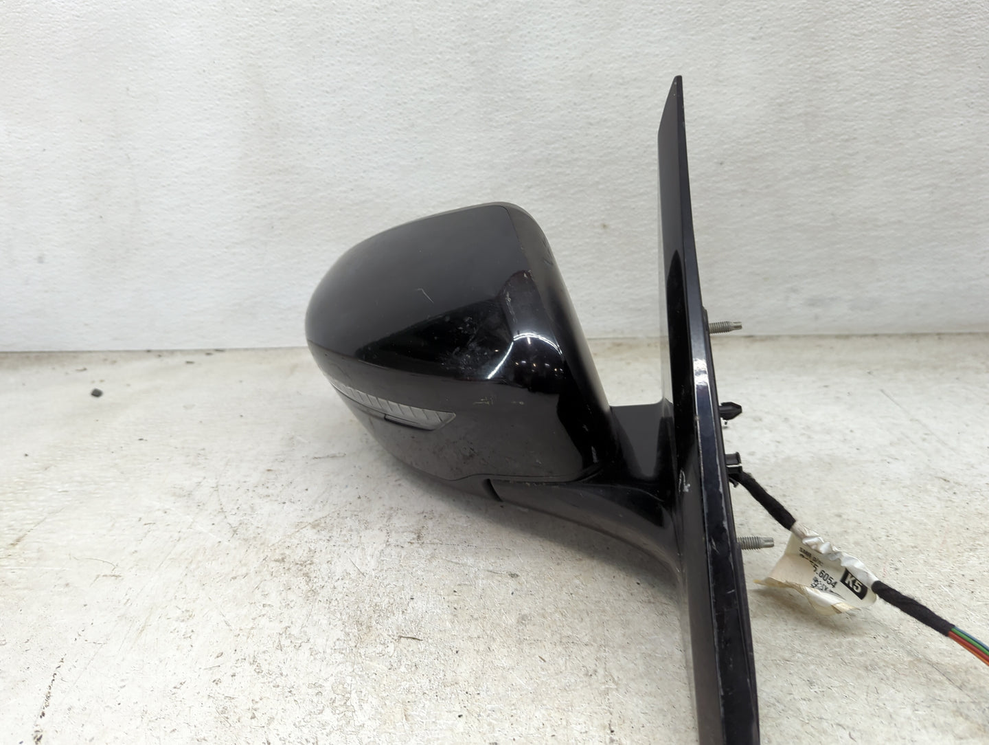2018-2020 Nissan Pathfinder Passenger Side View Mirror - Right Door Mirror OEM Used - Oemusedautoparts1.com