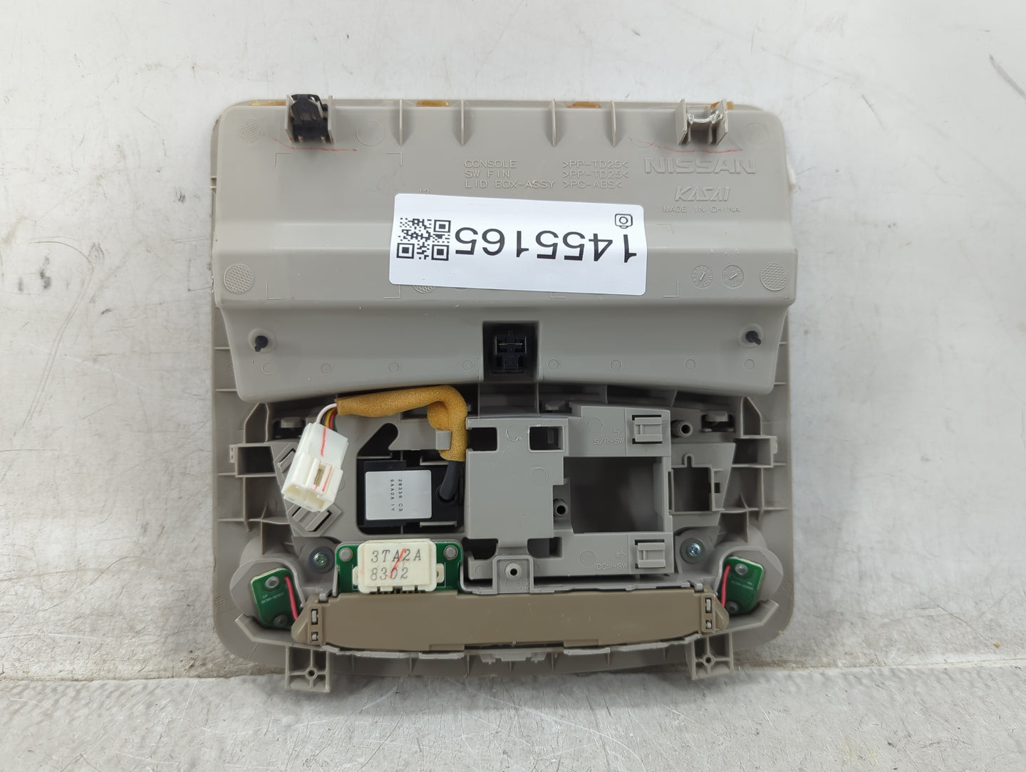 2018 Nissan Pathfinder Overhead Roof Console - Oemusedautoparts1.com