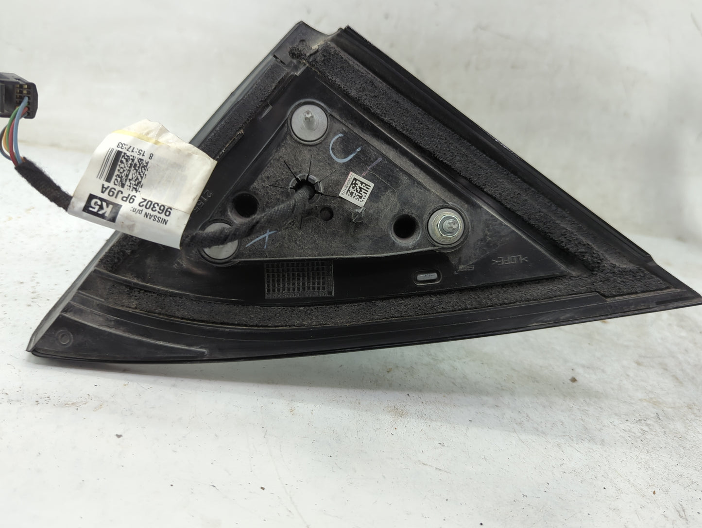 2018-2020 Nissan Pathfinder Driver Side View Mirror - Left Door Mirror OEM Used - Oemusedautoparts1.com