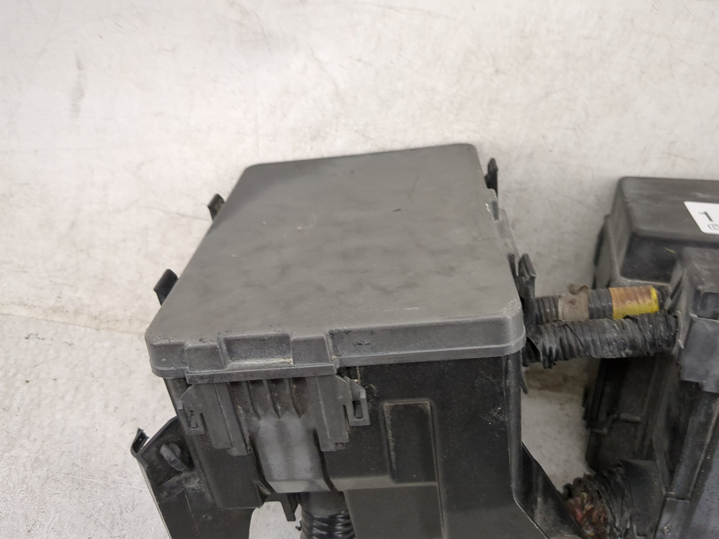 2015-2022 Nissan Pathfinder Fusebox Fuse Box Panel Relay Module Fits Fits 2015 2016 2017 2018 2019 2020 2022 OEM Used Auto P