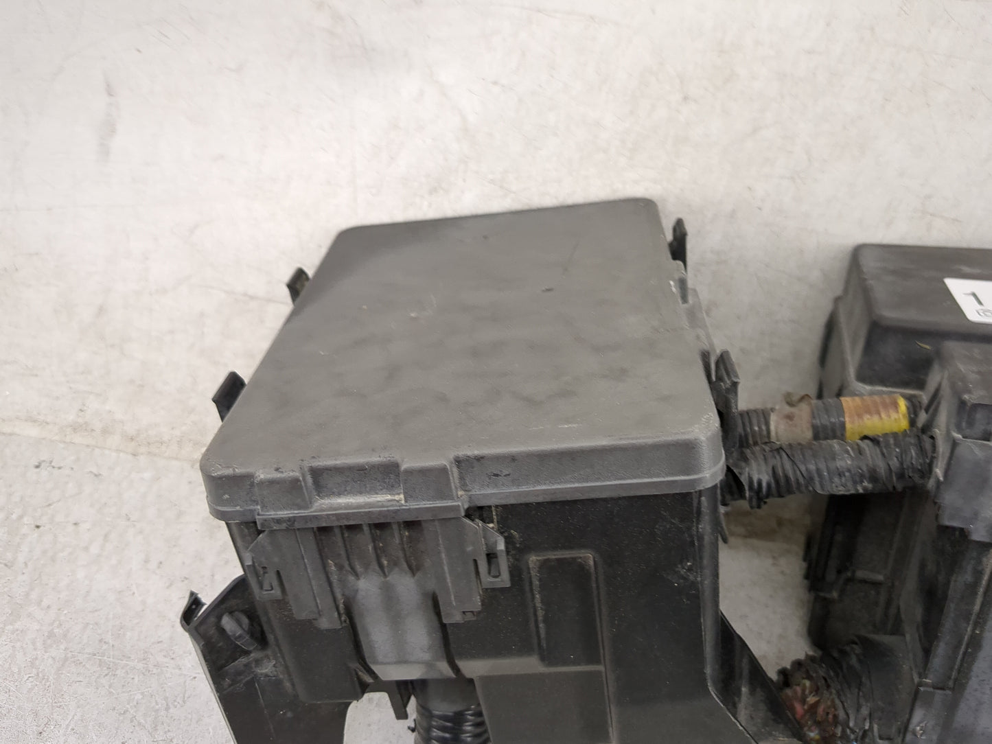 2015-2022 Nissan Pathfinder Fusebox Fuse Box Panel Relay Module Fits Fits 2015 2016 2017 2018 2019 2020 2022 OEM Used Auto P