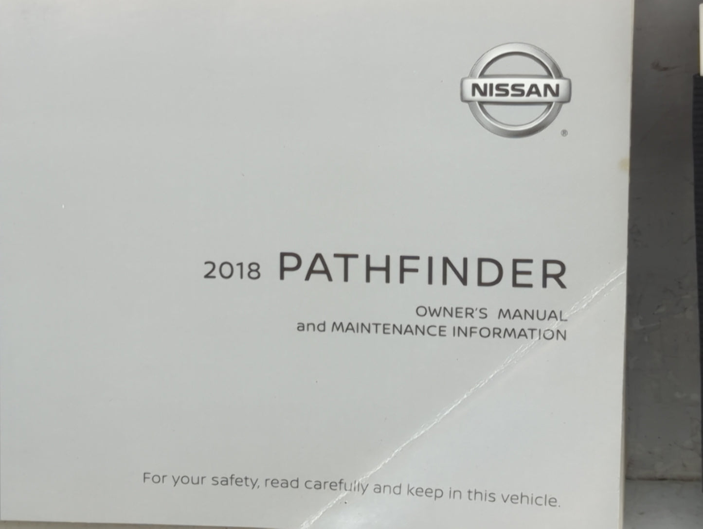 2018 Nissan Pathfinder Owners Manual Book Guide P/N:OM18EA 0R52U0 OEM Used Auto Parts - Oemusedautoparts1.com