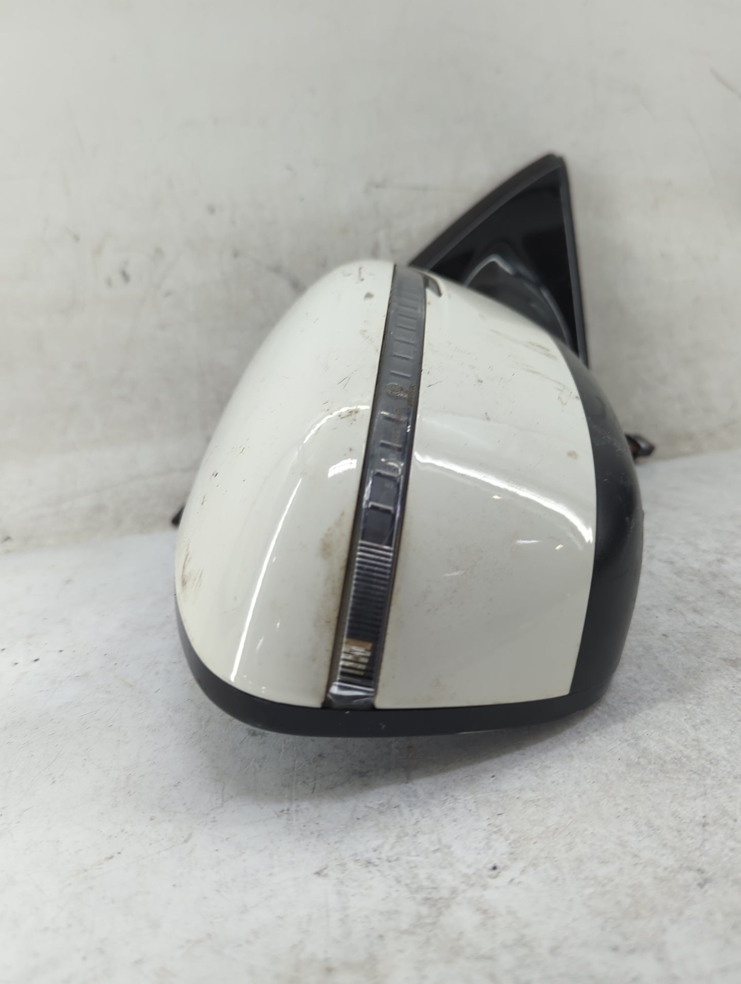 2018-2020 Nissan Pathfinder Passenger Side View Mirror - Right Door Mirror OEM Used - Oemusedautoparts1.com