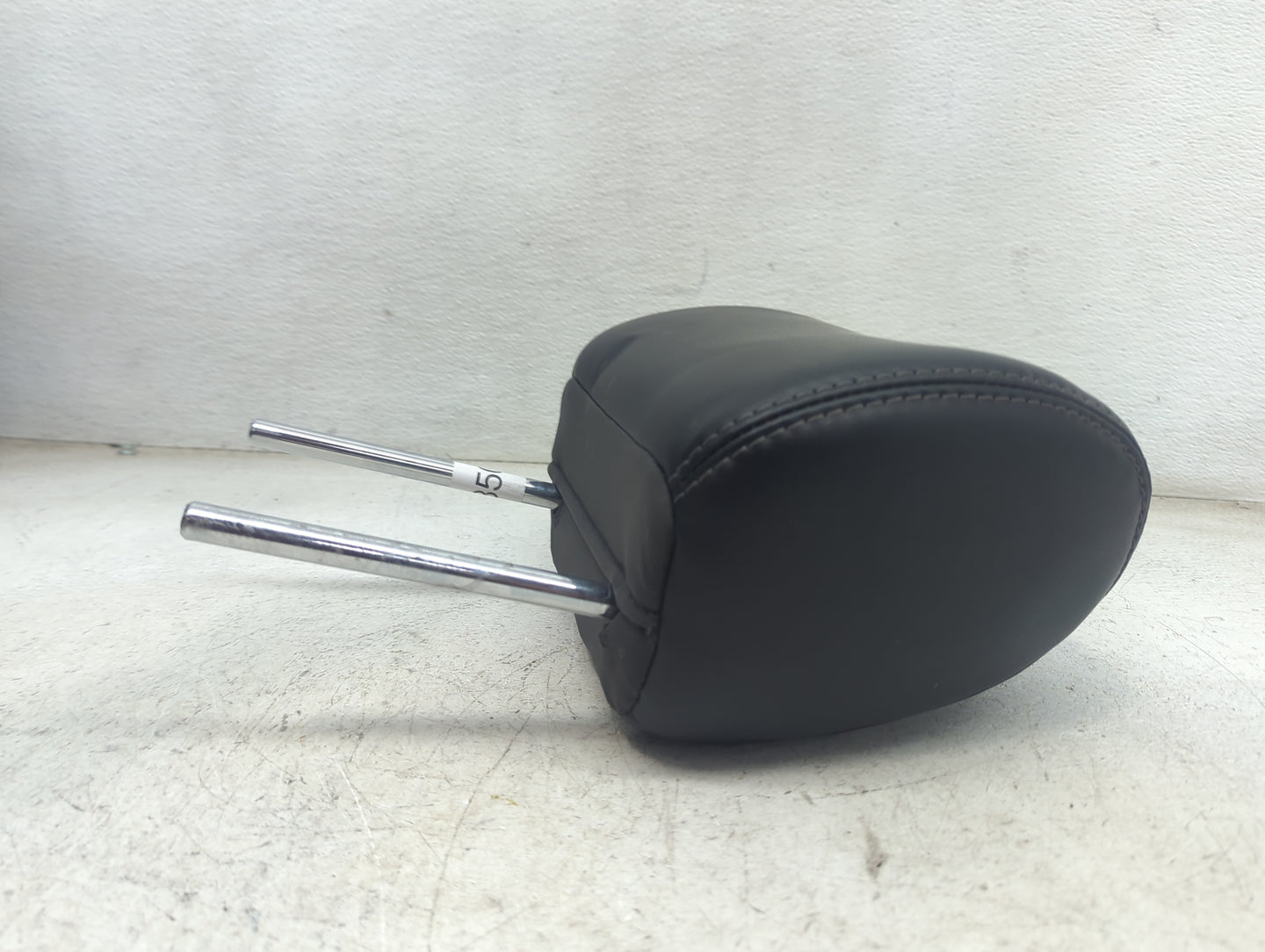 2018 Nissan Pathfinder Headrest Head Rest Front Driver Passenger Seat Fits OEM Used Auto Parts - Oemusedautoparts1.com