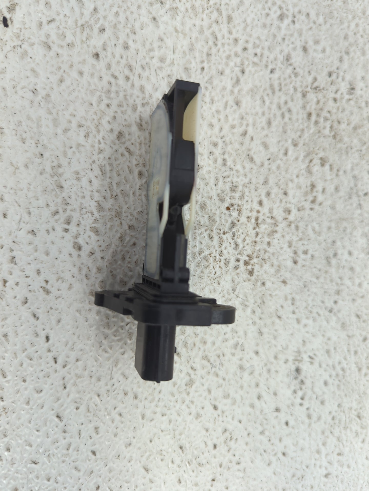 2017-2020 Nissan Pathfinder Mass Air Flow Meter Maf 1487924 - Oemusedautoparts1.com