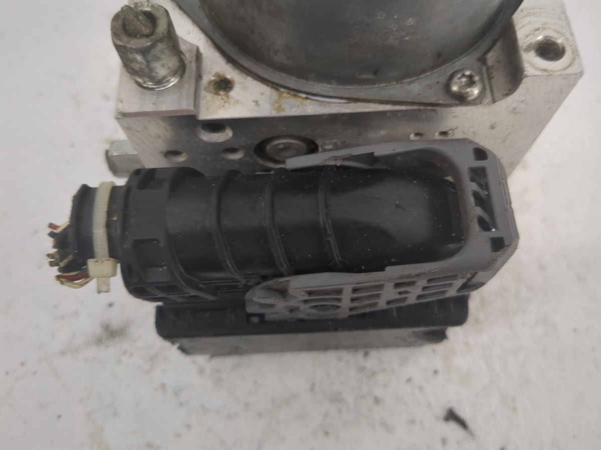 2018-2020 Nissan Pathfinder ABS Pump Control Module Replacement Fits Fits 2018 2019 2020 OEM Used Auto Parts - Oemusedautopa