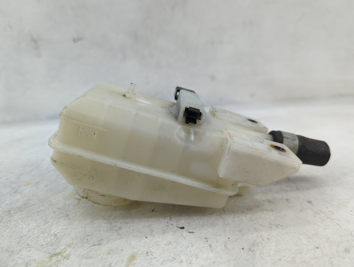 2013-2020 Nissan Pathfinder Brake Master Cylinder 1498911 - Oemusedautoparts1.com