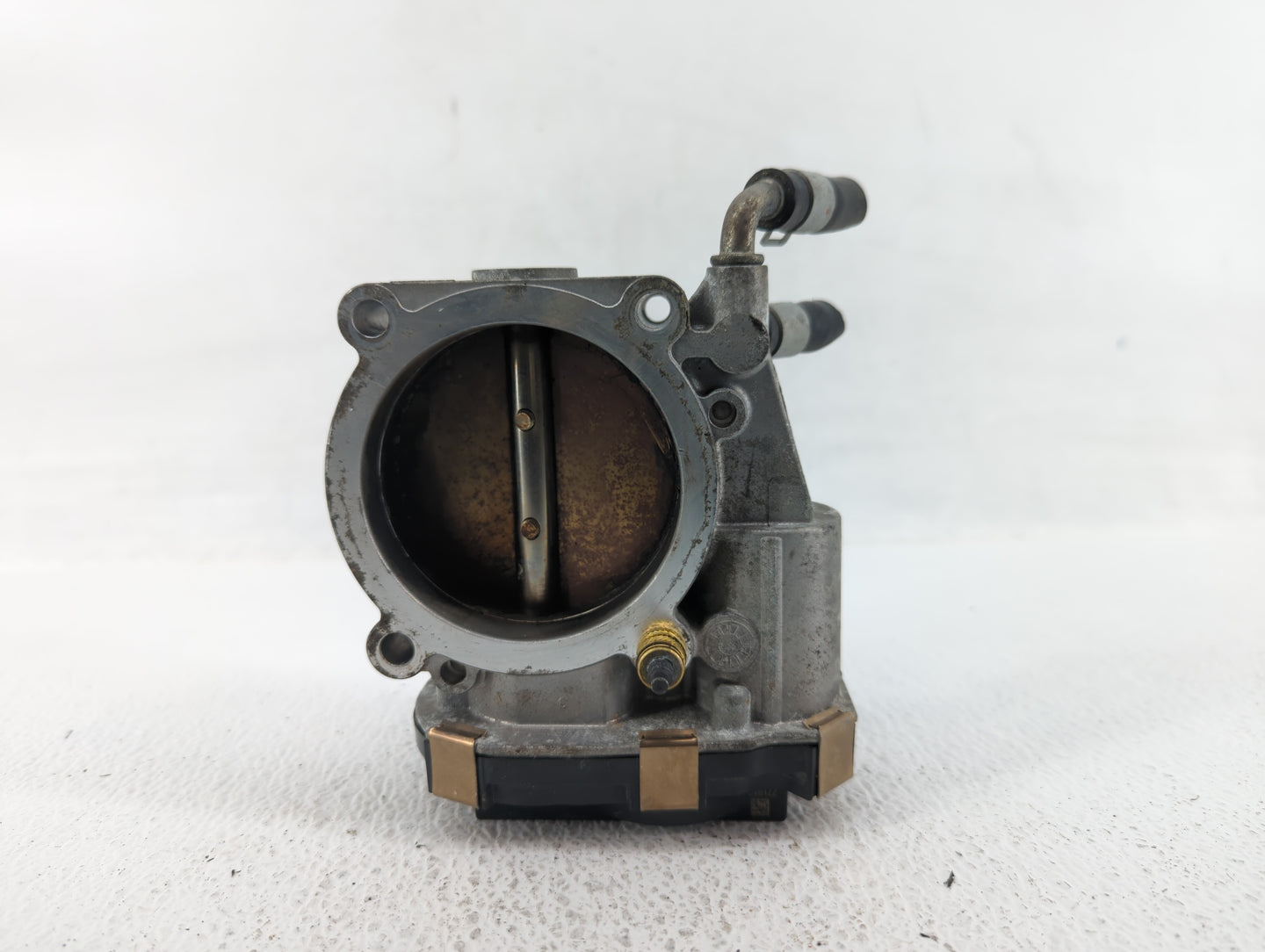 2017-2020 Nissan Pathfinder Throttle Body Fits Fits 2016 2017 2018 2019 2020 OEM Used Auto Parts - Oemusedautoparts1.com
