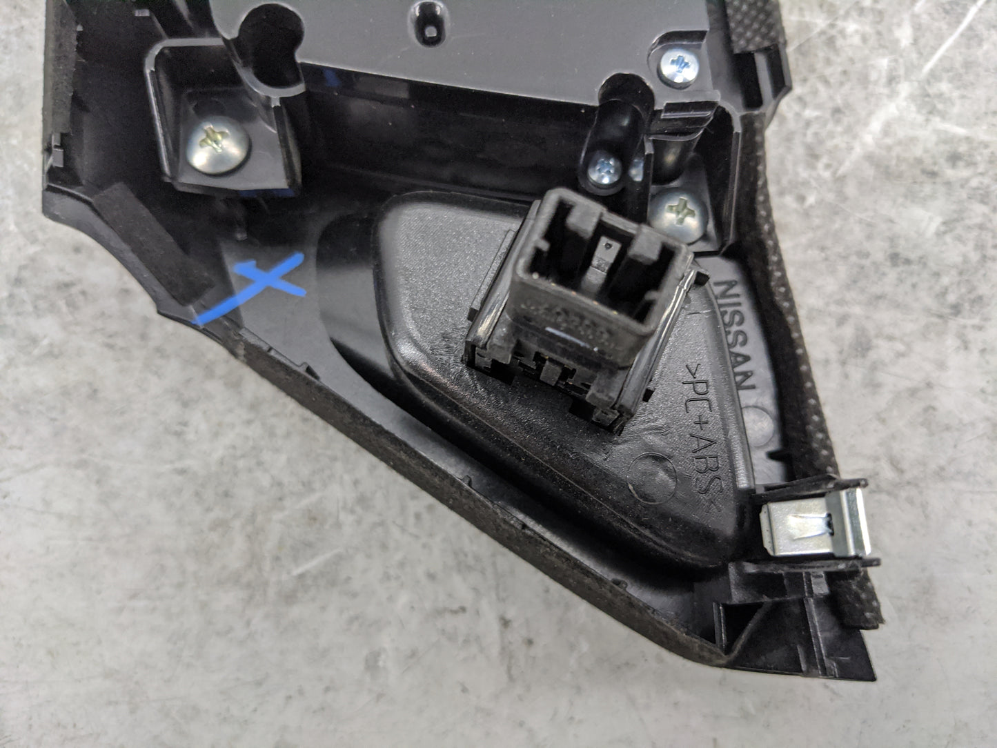 Nissan Pathfinder Audio Control Module 9pj0a|210260 - Oemusedautoparts1.com