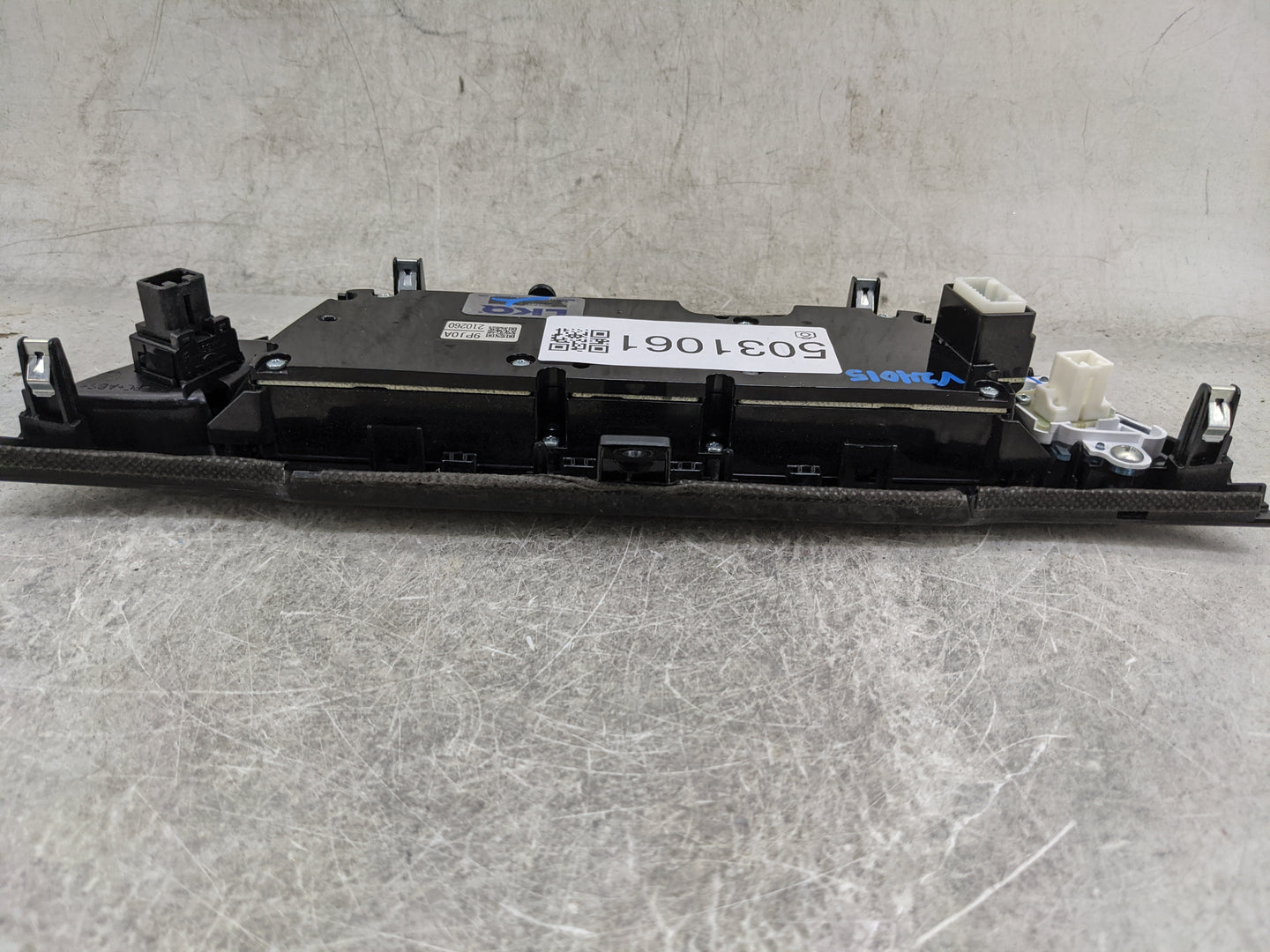 Nissan Pathfinder Audio Control Module 9pj0a|210260 - Oemusedautoparts1.com