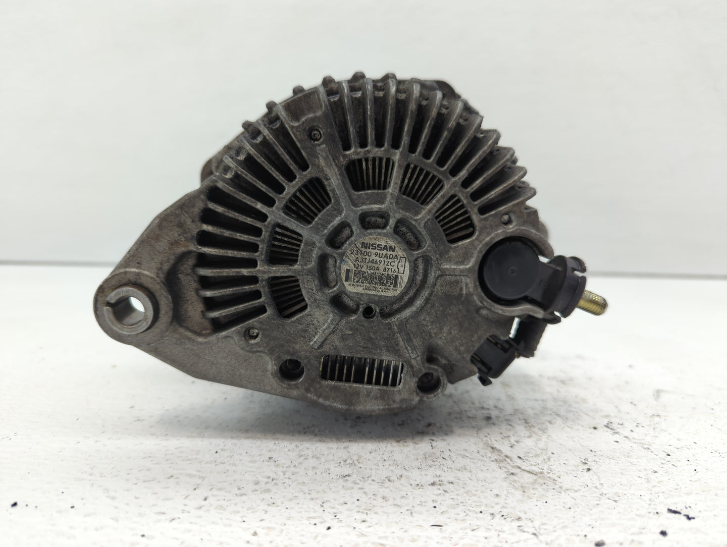 2017-2020 Nissan Pathfinder Alternator Replacement Generator Charging Assembly Engine OEM P/N:23100 9UA0A Fits OEM Used Auto
