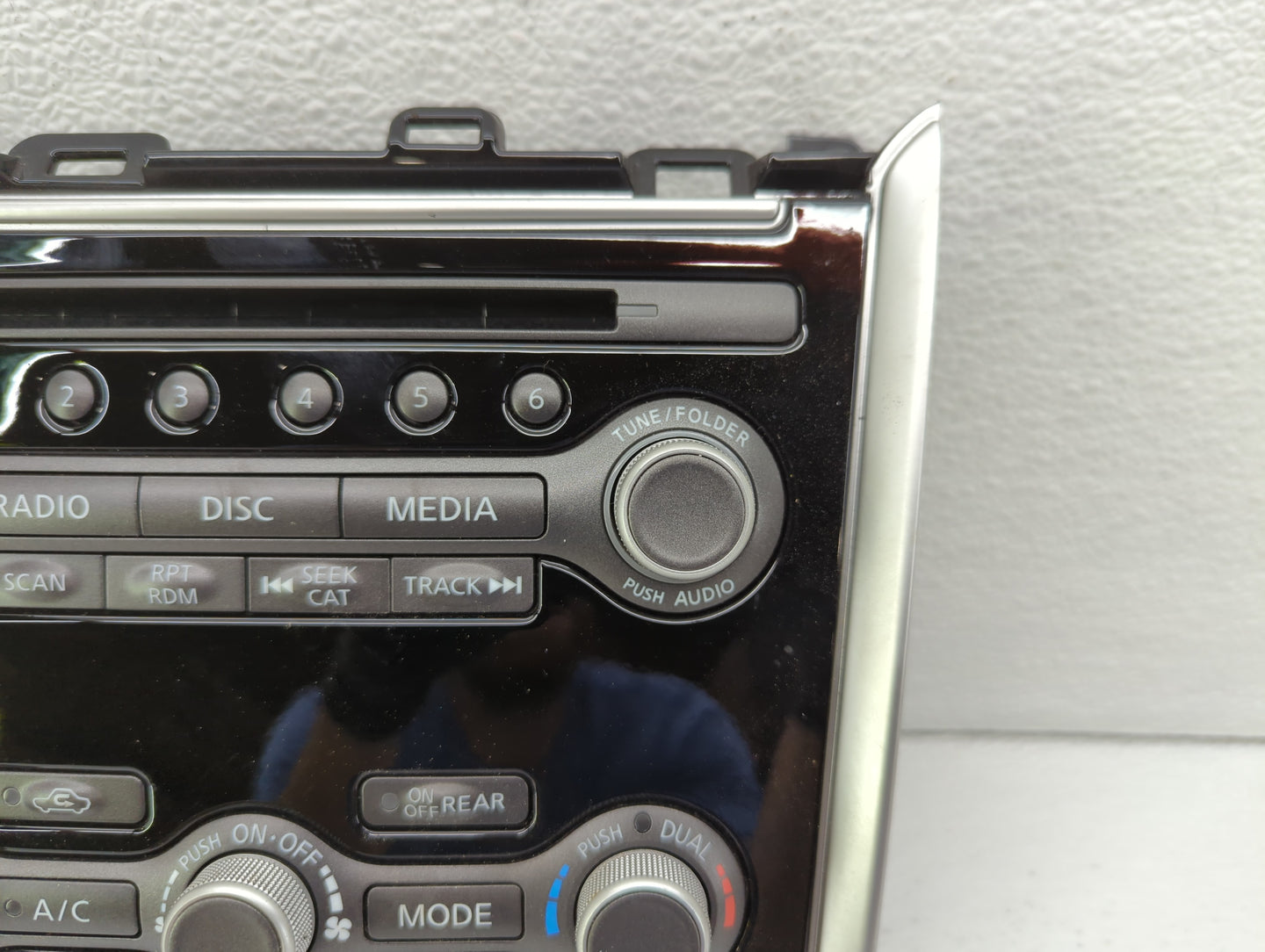 Nissan Pathfinder Radio Control Panel - Oemusedautoparts1.com