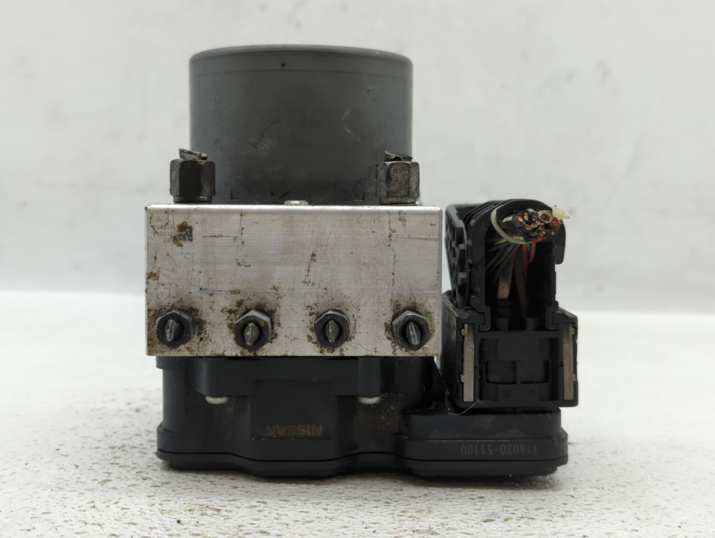 2018-2020 Nissan Pathfinder ABS Pump Control Module Replacement P/N:116030-51100 Fits Fits 2018 2019 2020 OEM Used Auto Part